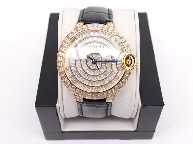 Cartier réplica de relógios de alta qualidade Cartier Blue Balloon Square Diamonds Sky Star Watch — detailed review and buying guide | Watch Replica Expert