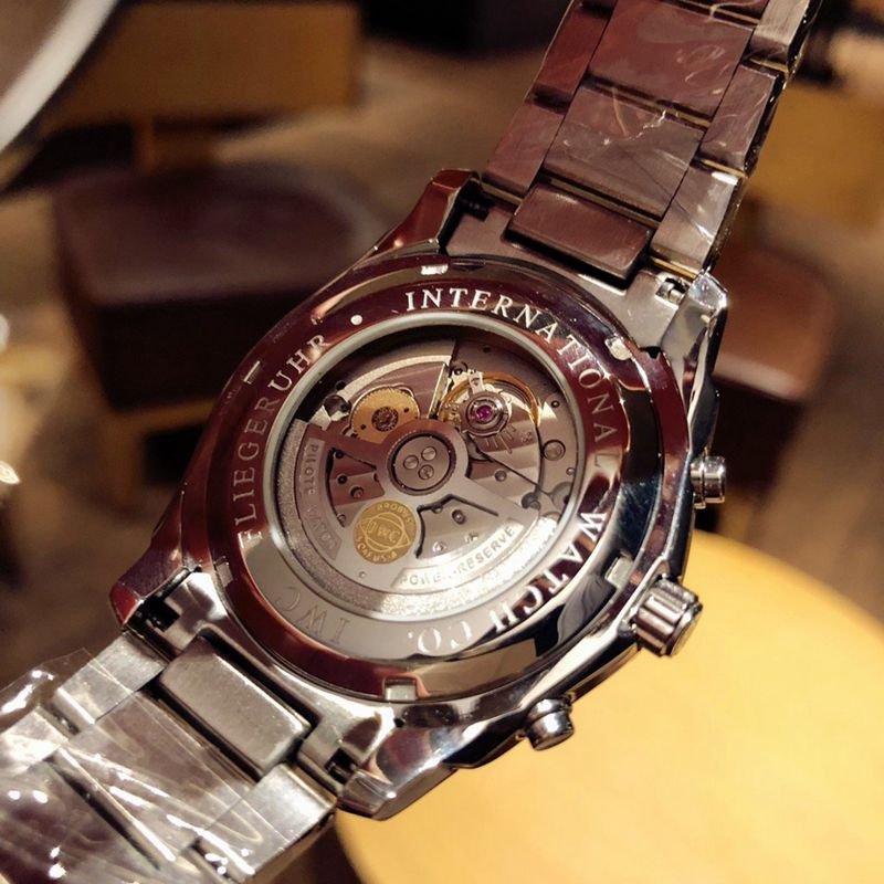 IWCreplica watch IWC kinetic energy reserve display sun, moon and stars Air Force One Special Forces special watch movement picture