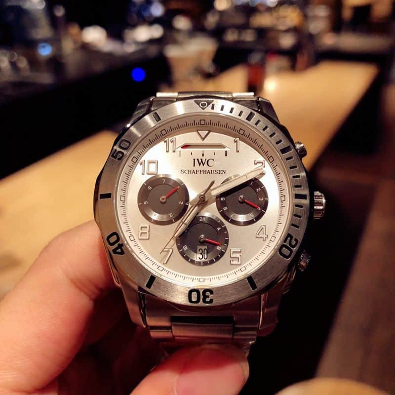 IWC Replica watch IWC kinetic energy reserve display sun, moon and stars Air Force One Special Forces watch front view