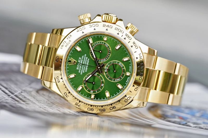 Rolex high-quality replica watch Cosmograph Daytona all gold series watch front view
