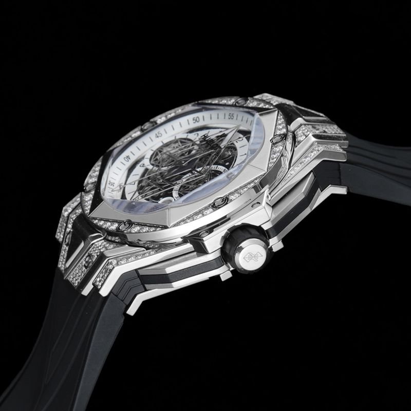 HublotHublotsuper clone watch new BigBangSangBleuII tattoo men's mechanical watch side view