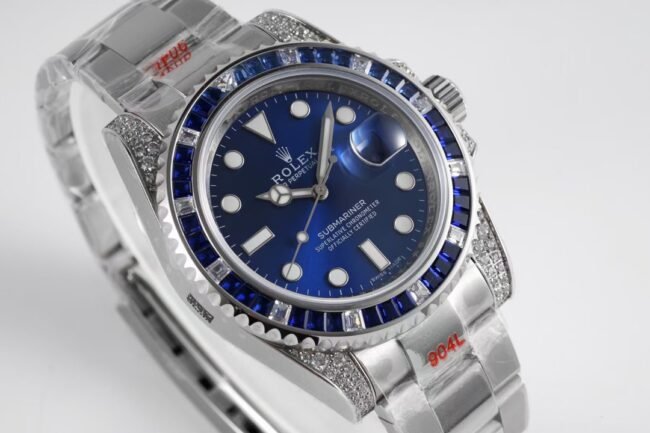 top-tierRolexsuper cloneGMT-Master type II watch back diamond customized version luxury sparkling classic trend front view