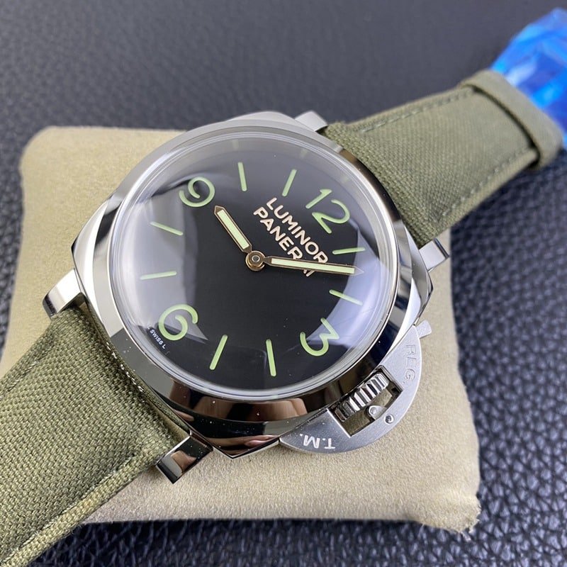 SF factory Paneraireplicapam00606 watch Hong Kong special edition sapphire crystal front view