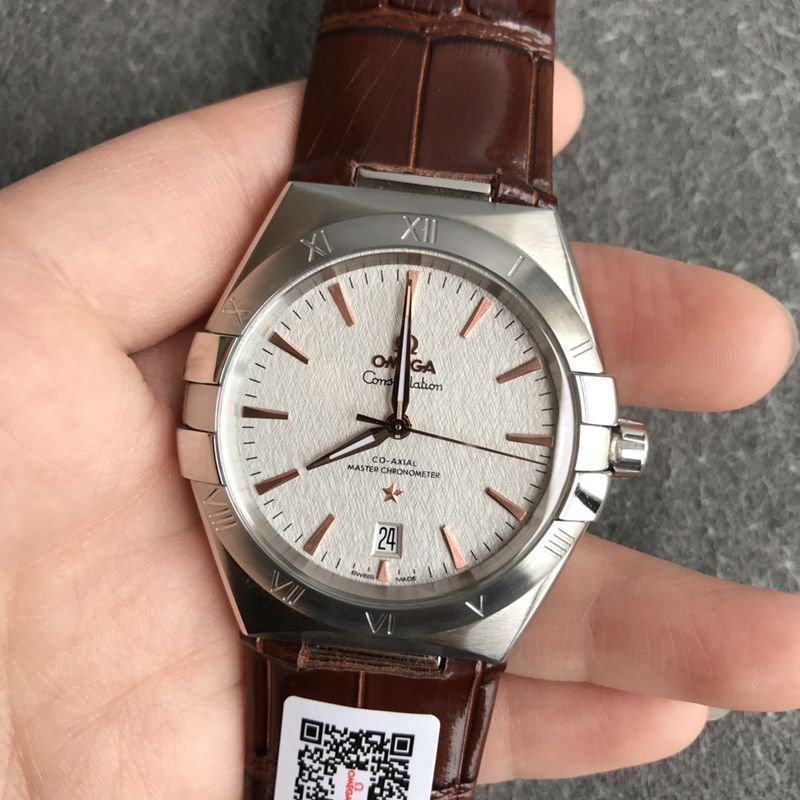 Omega Top Replica Watches Fifth Generation Constellation Series Men's Mechanical Watch Front View