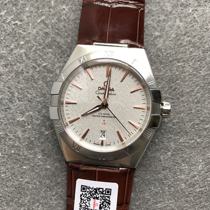Omega Top Replica Watches Fifth Generation Constellation Series Men's Mechanical Watch Front View