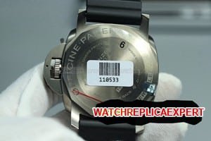 How to see the year of manufacture of a multinational watch