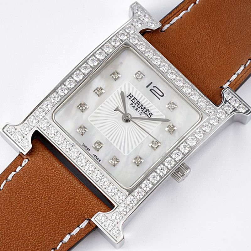 Hermès top-tier super clone watch HeureH three-hand series ladies leather strapwhite dialdiamond watch front view
