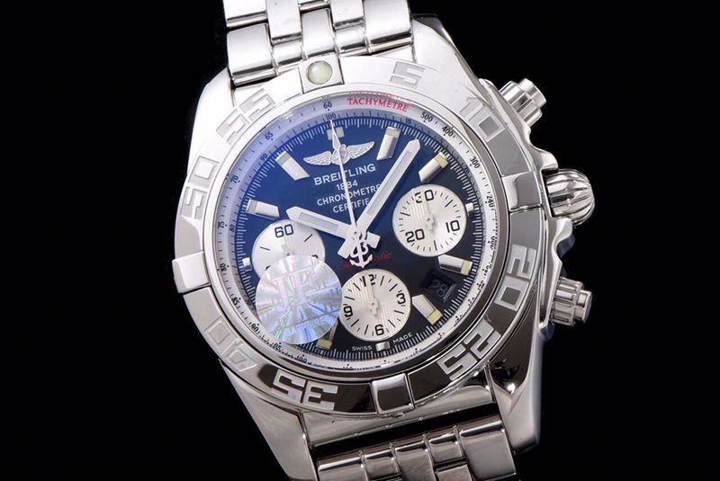 Breitlingtop-tierhigh-quality replica watch aviation chronograph series AB011011 men's steel bracelet mechanical watch front view