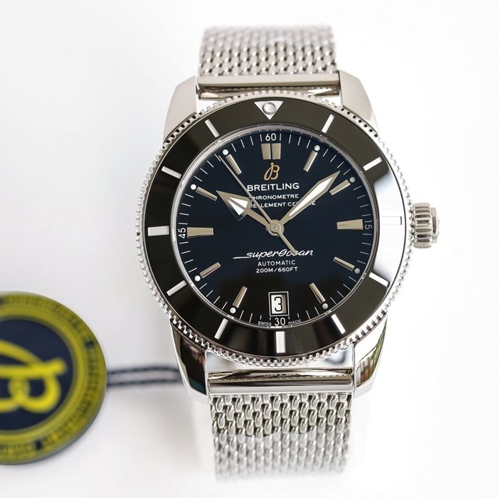 top-tier replica watch Breitling men's black dial super ocean culture series mechanical watch front view