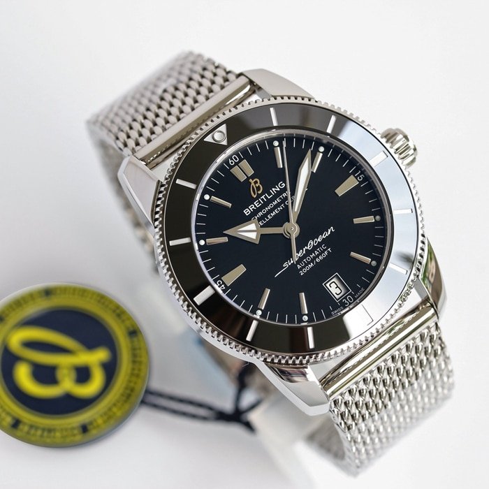 top-tier replica watch Breitling men's black dial super ocean culture series mechanical watch front view