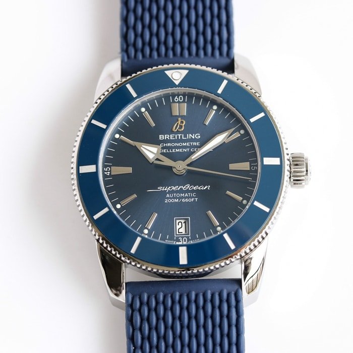 Top-Replica-Uhren: Super Ocean Culture II 42-mm-Breitling-Mechanische Herrenuhr mit blauem Zifferblatt und Asia-2824-Uhrwerk V2-Version — detailed review and buying guide | Watch Replica Expert