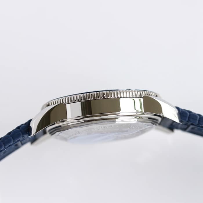 top-tier replica watch Breitling men's blue dial super ocean culture mechanical watch side view