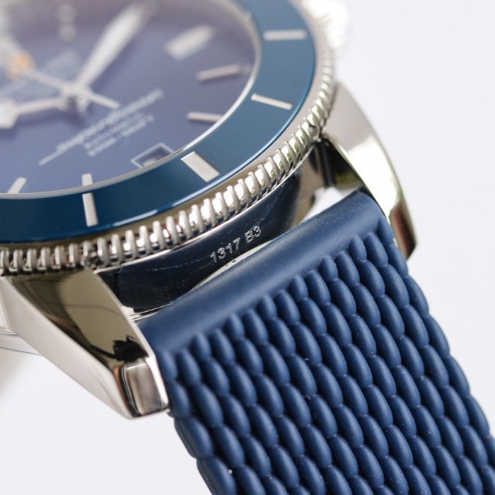 top-tier replica watch Breitling men's blue dial super ocean culture mechanical watch detail shots