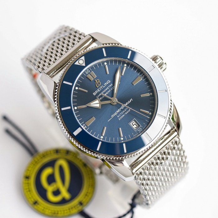 top-tier replica watch Breitling men's blue dial super ocean culture mechanical watch front view