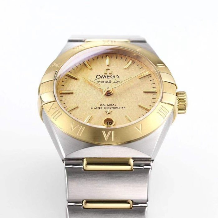 top-tier replica watch Omega women's gold plate constellation series steel bracelet watch detail shots