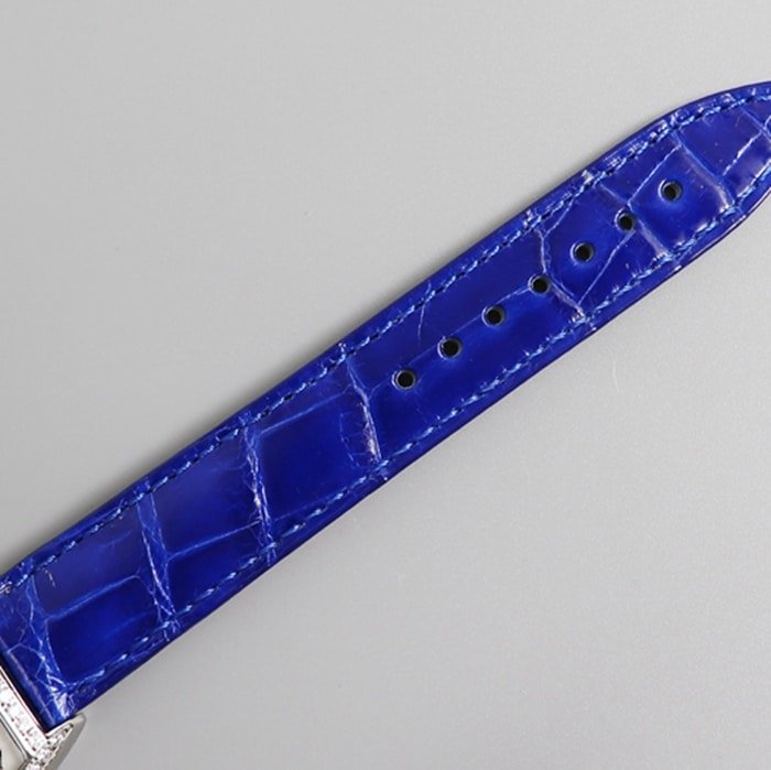 Top-tier replica watch Frank Muller women's white dial barrel type quartz watch bracelet picture