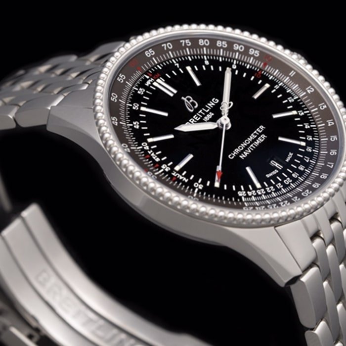 top-tier replica watch Breitling men's black dial aviation chronograph1 series steel bracelet watch side view