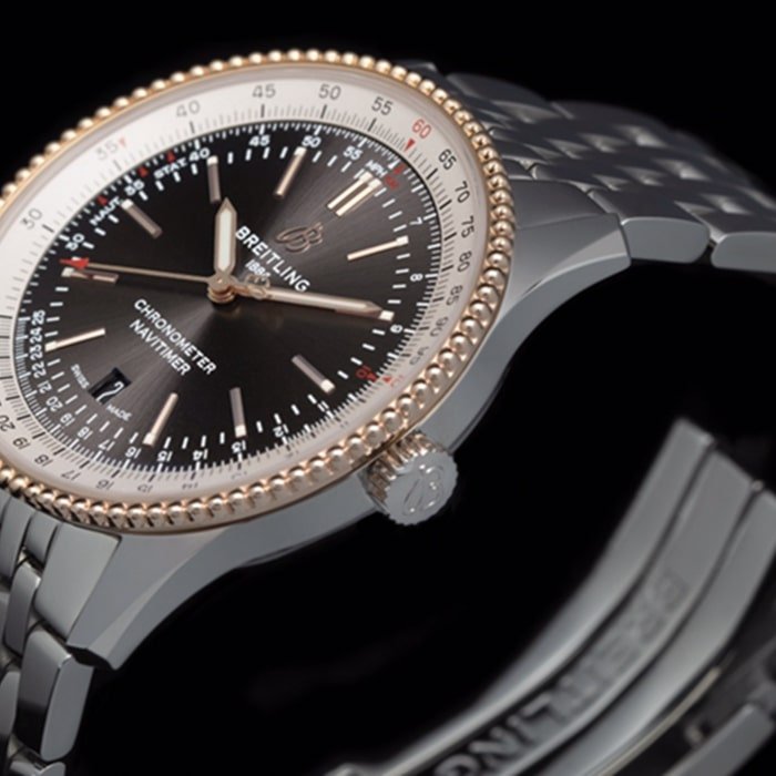 top-tier replica watch Breitling men's black dial aviation chronograph1 series steel bracelet watch side view