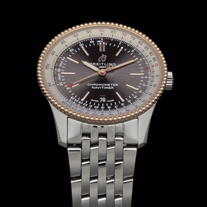 top-tier replica watch Breitling men's black dial aviation chronograph1 series steel bracelet watch detail shots
