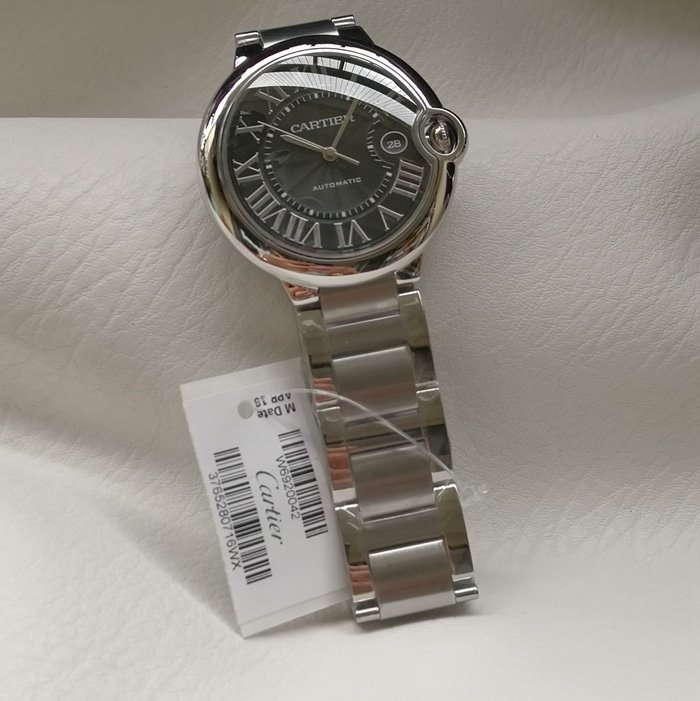 Top Replica Watches Montre à bracelet en acier de la série Blue Balloon de Cartier pour hommes — luxury replica watch guide | Watch Replica Expert