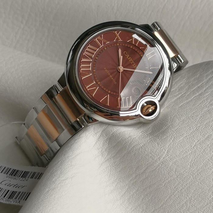 top-tier replica watch Cartier men's brown dial blue balloon series mechanical watch front view