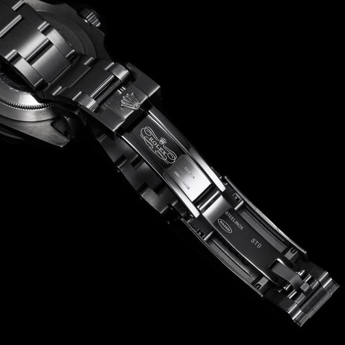 top-tier replica watch Rolex men's black dial Submariner series steel bracelet watch clasp picture