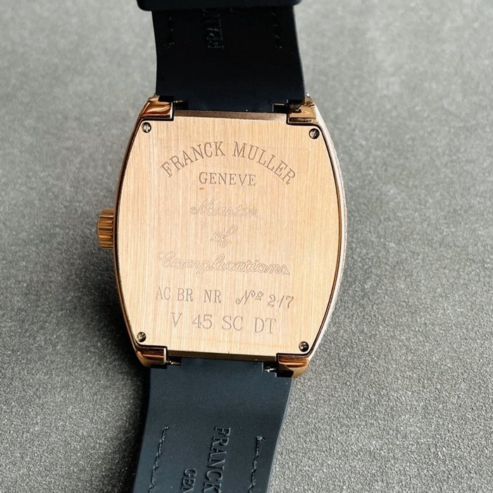 top-tier replica watch Frank Muller men's gold plate V45 SC DT series full automatic movement watch back cover picture