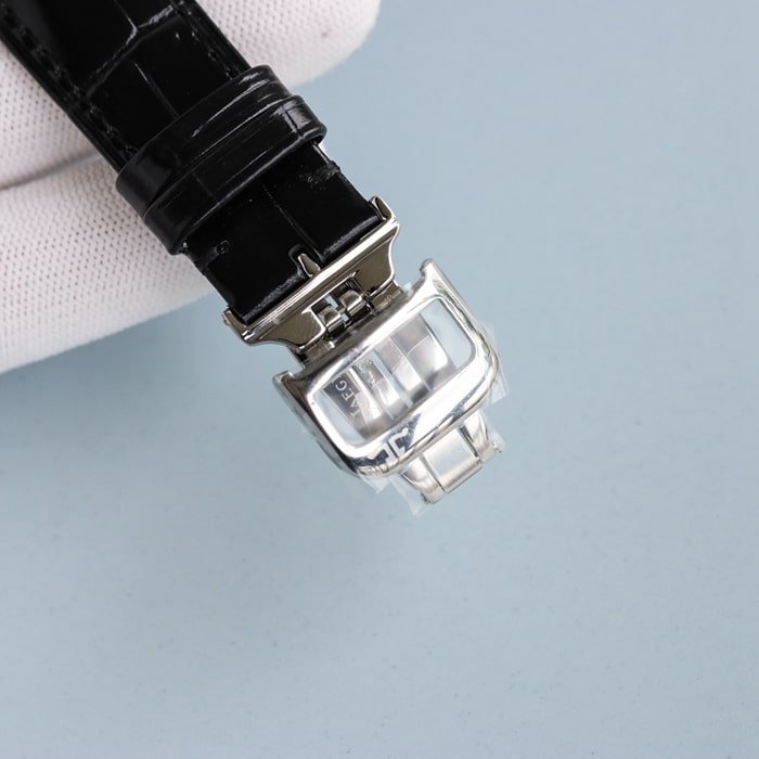 top-tier replica watch Jaeger-LeCoultre men's white dial master series fully automatic movementleather strap watch clasp picture