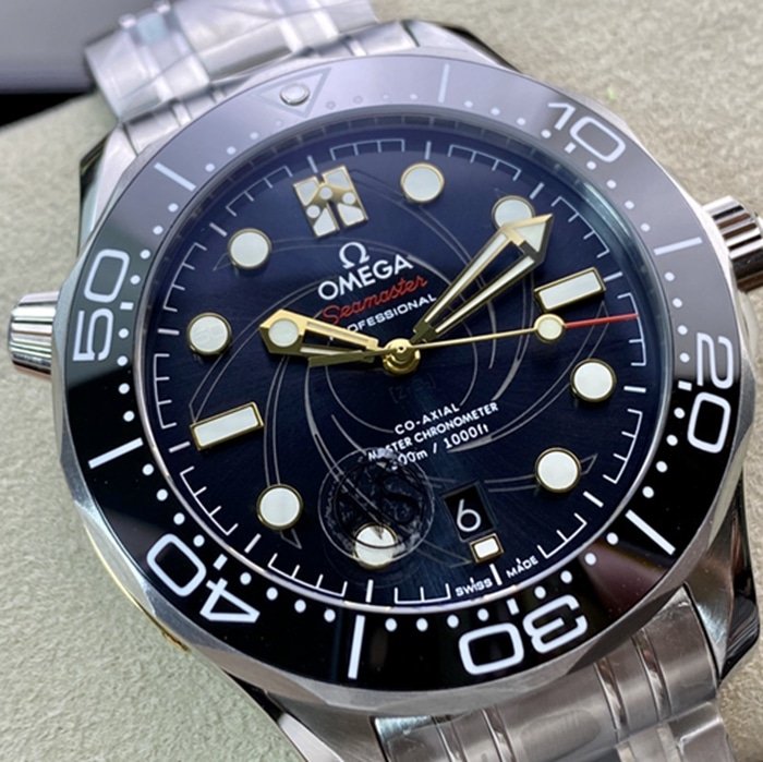 top-tier replica watch Omega men's blue dial Seamaster series steel bracelet watch front view