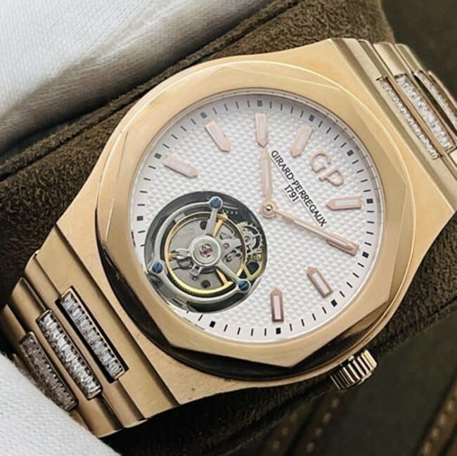 top-tier replica watch Girard-Perregaux men's white dial gold belt laurel series tourbillon watch front view