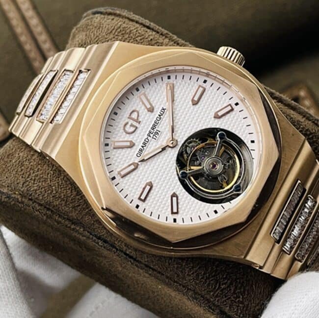 top-tier replica watch Girard-Perregaux men's white dial gold belt laurel series tourbillon watch front view