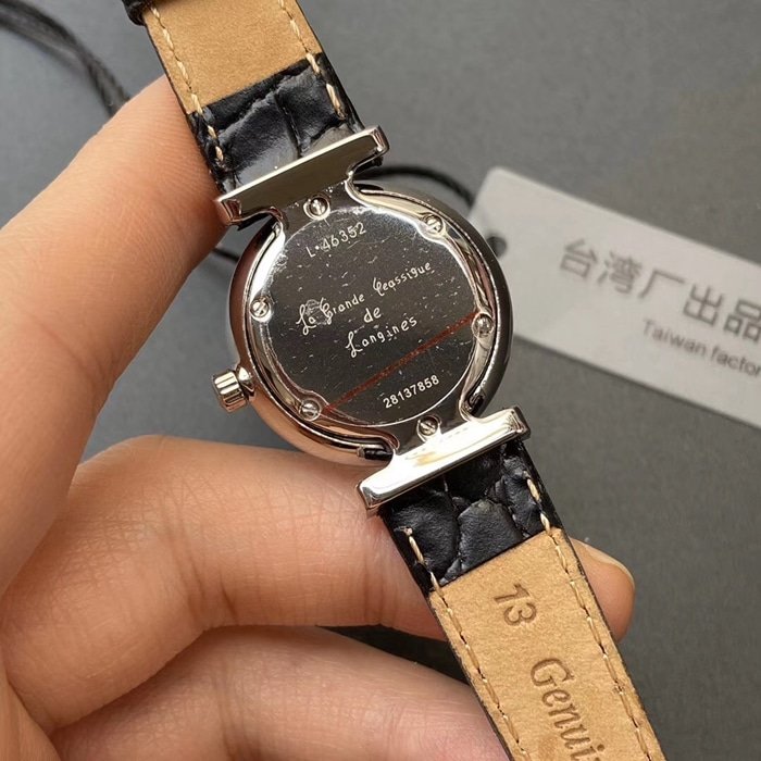 Top Replica Watches Longines Couple Pair Watch White Plate Black Strap Karan Series Simple Quartz Belt Wristwatch Back Cover Figure