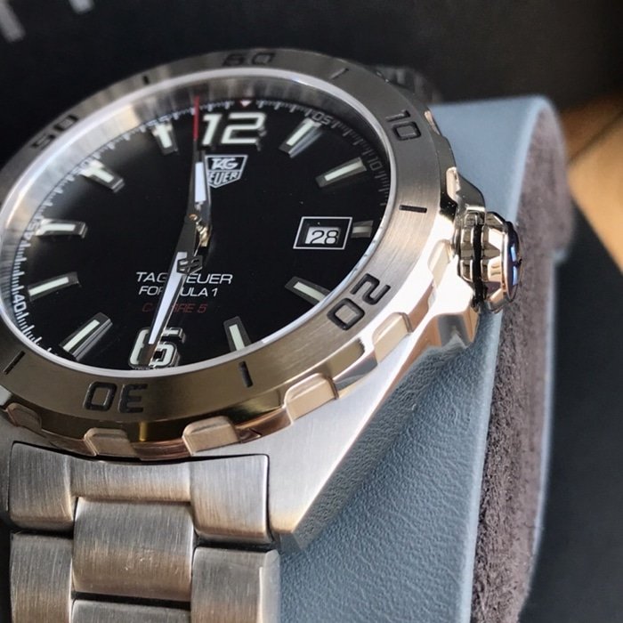 top-tier replica watch TAG Heuer men's black dialsteel braceletF1 series mechanical watch detail shots