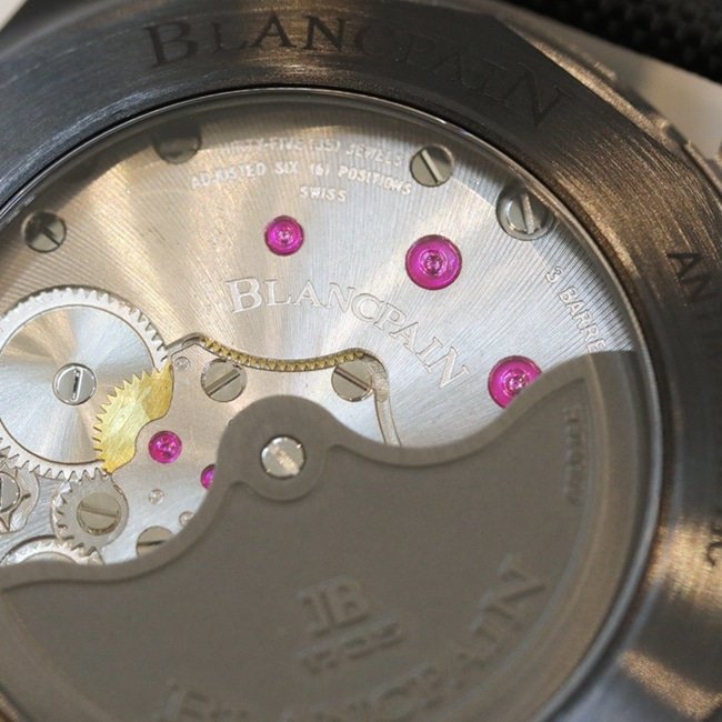 top-tier replica watch Blancpain men's blue dial nylon belt fifty fathoms automatic movement watch detail shots