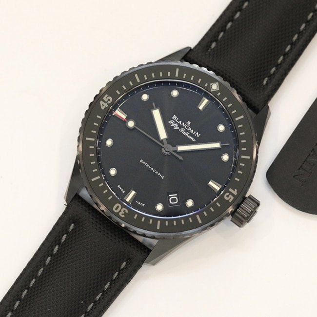 top-tier replica watch Blancpain men's blue dial nylon strap fifty fathoms automatic movement watch front view