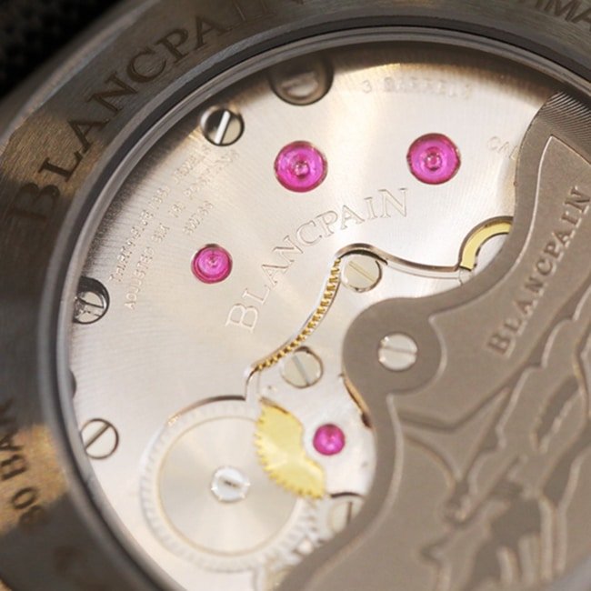 GF Factorytop-tier replica watch Blancpain men's green dial nylon strap fifty fathom series limited edition watch detail shots