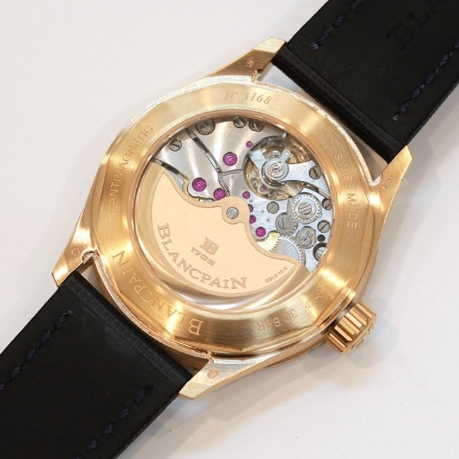 top-tier replica watch Blancpain men's blue dial nylon strap fifty fathom series movement picture