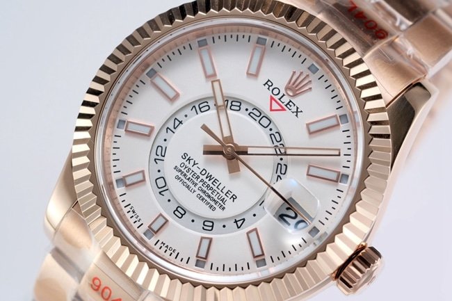 Top replica Rolex men's watch, white dial, rose gold, with the Explorer II series mechanical watch, front view.