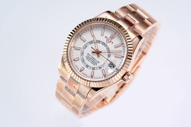 Top replica Rolex men's watch, white dial, rose gold, with the Explorer II series mechanical watch, front view.