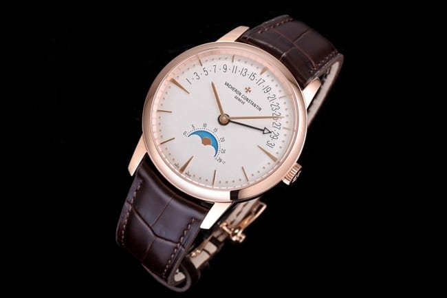 top-tier replica Vacheron Constantin men's white dial brown belt heritage series leather strap mechanical watch front view