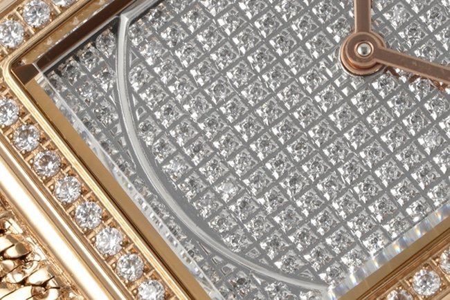 top-tier replicaChanel women's gray plate gold belt BOY FRIEND series quartz watch detail shots