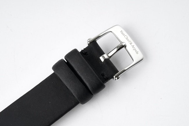 top-tier replica Van Cleef & Arpels women's black dial black belt Charms Gold series quartz watch clasp picture