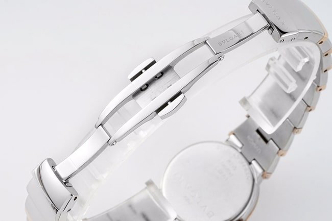 top-tier replicaBvlgari women's green dialsteel braceletLVCEA series quartz watch clasp picture