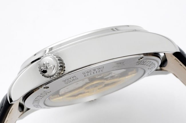 ZF factory top replica Jaeger-LeCoultre super a watch men's black disk black belt mechanical geographer Q1428421 series belt watch side view