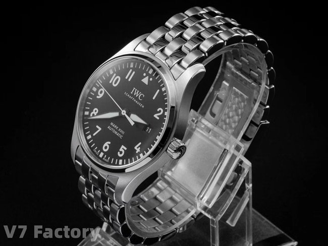 V7 factory IWC top-tier replica watch men's black dialsteel bracelet mechanical ultimate version mark eighteen series watch side view