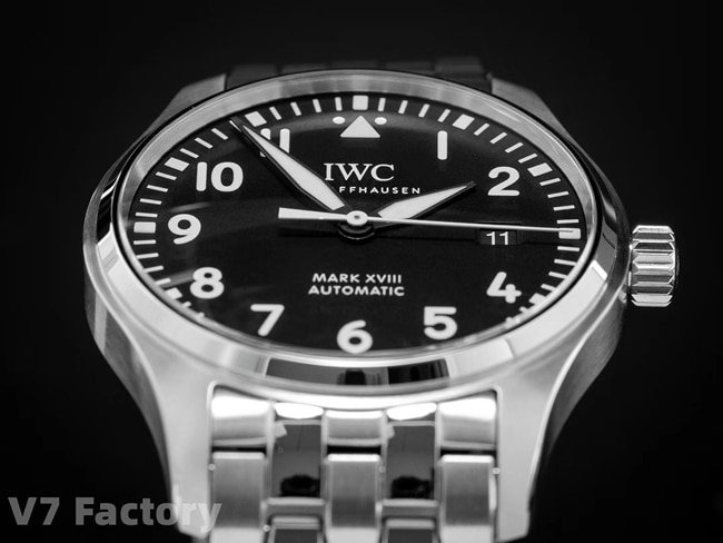 V7 factory IWC top-tier replica watch men's black dialsteel bracelet mechanical ultimate version mark eighteen series watch detail shots