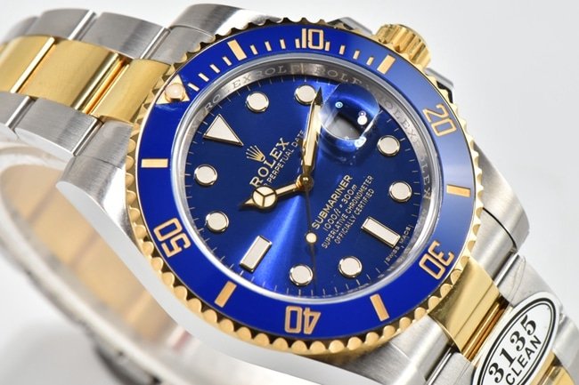 CLEAN FactoryRolextop-tierhigh-quality replica watch blue dial gold belt v4 latest version 18k mechanical watch front view