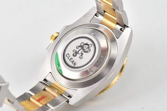 CLEAN FactoryRolextop-tierhigh-quality replica watch blue dial gold belt v4 latest version 18k mechanical watch back cover picture