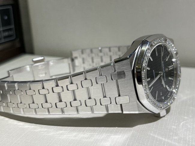 Top Audemars Piguet super clone watches men's black disk steel strap mechanical watch buckle figure