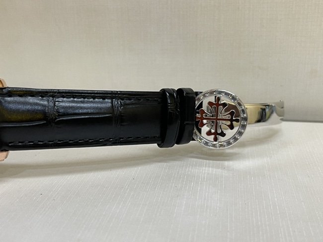 Patek Philippetop-tierhigh-quality replica watch men's black dial black belt South African T square diamond leather strap watch clasp picture